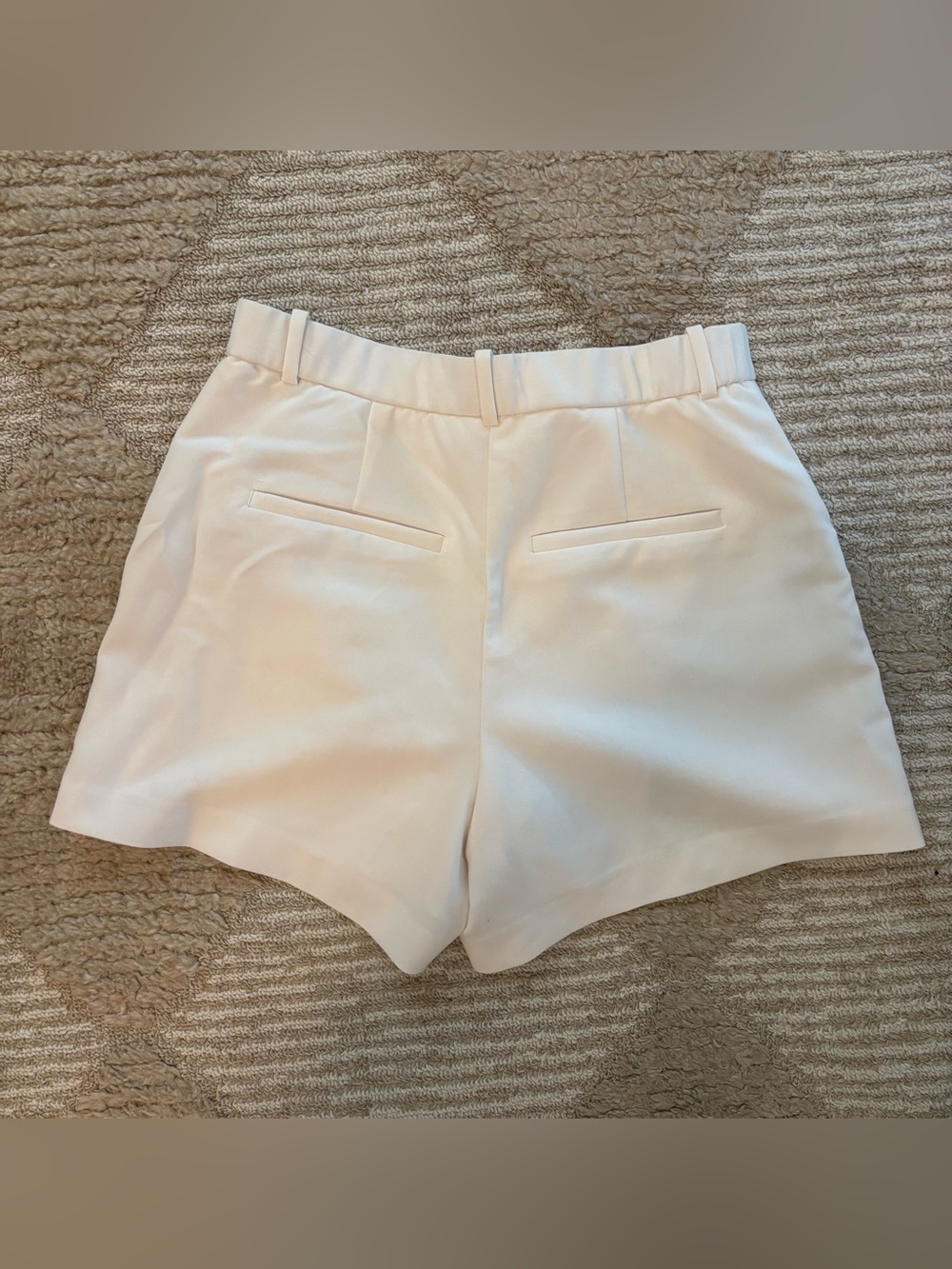 Abercrombie & Fitch Sloan Tailored Short - Picture 3 of 6